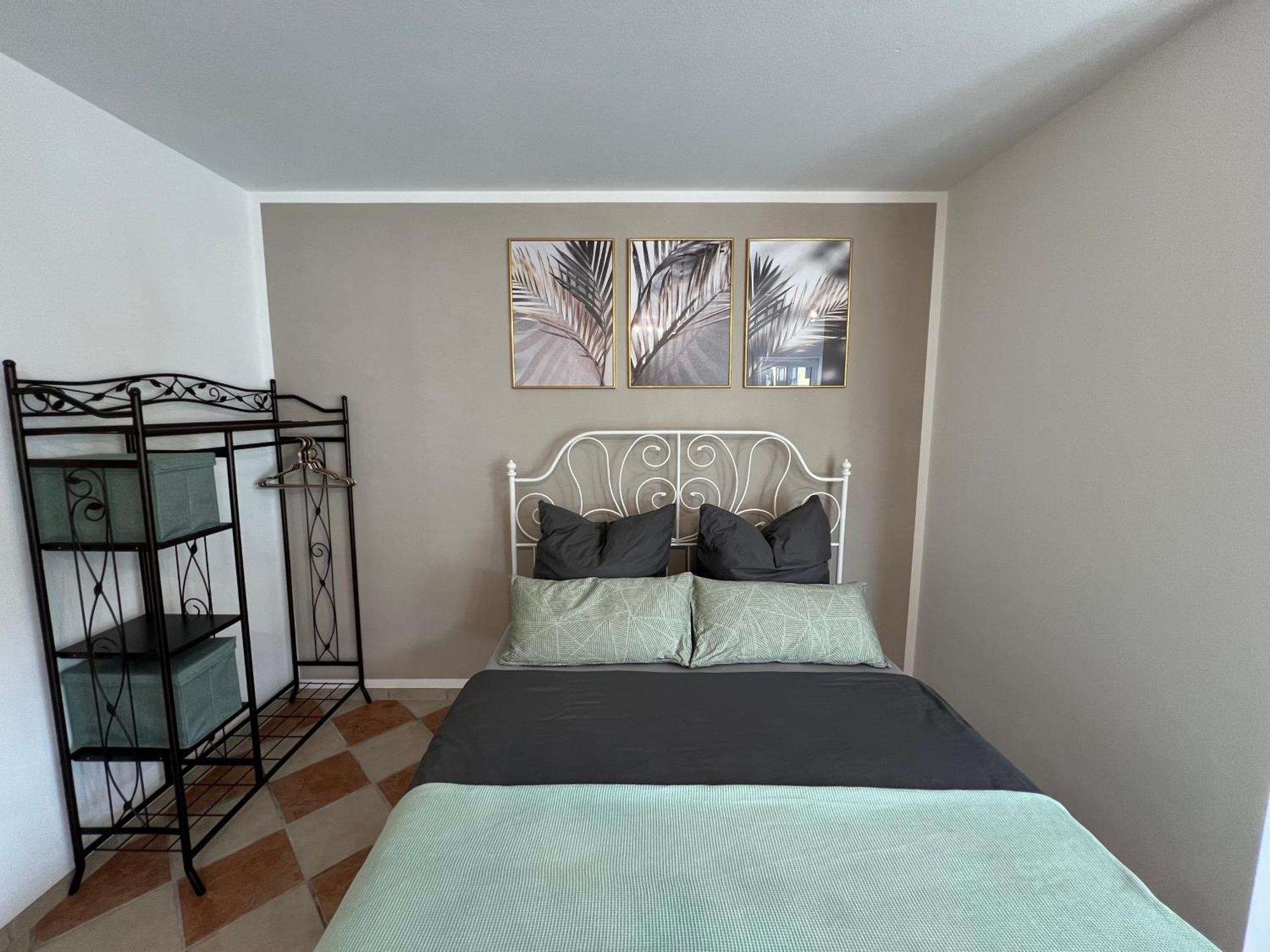 Palmen Direkt In Apartment Bad Aibling